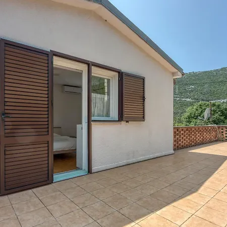 Captain's House - Sv. Jakov - Happy