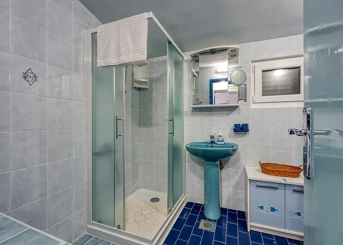 Captain's House - Sv. Jakov - Happy Nerezine