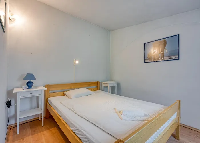 Apartment Captain's House - Sv. Jakov - Happy