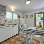 Captain's House - Sv. Jakov - Happy *