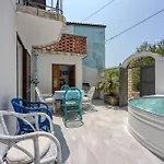 Apartment Captain's House - Sv. Jakov - Happy Nerezine