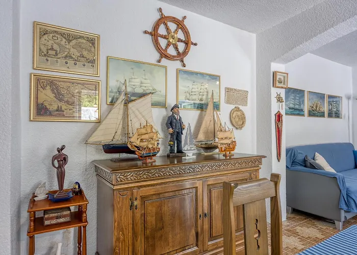 Captain's House - Sv. Jakov - Happy Apartman Nerezine