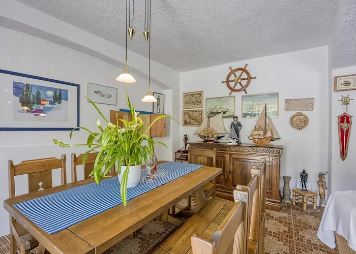 Captain's House - Sv. Jakov - Happy Nerezine