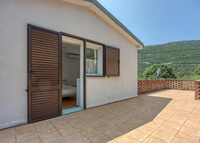 Captain's House - Sv. Jakov - Happy