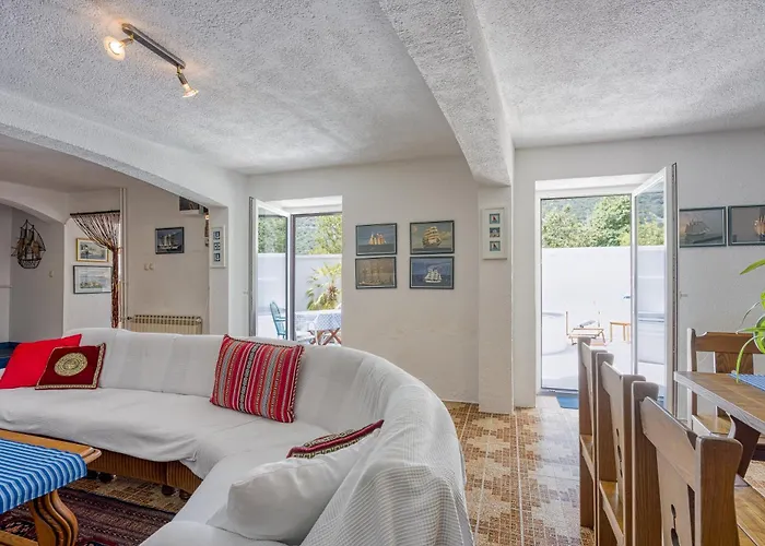 Captain's House - Sv. Jakov - Happy * Nerezine